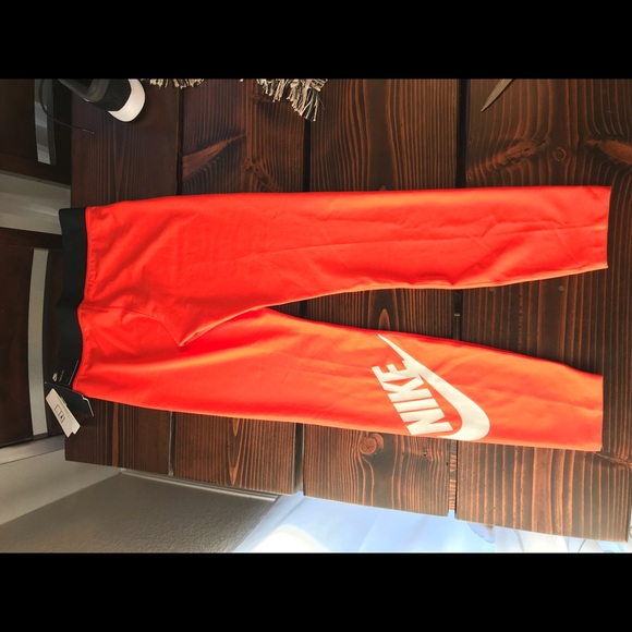 Sold in bundle - Picture 6 of 9